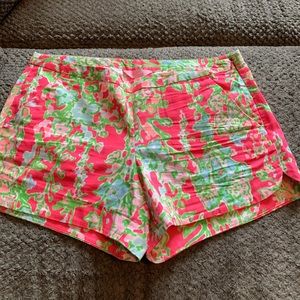 Pop up Southern Charm shorts